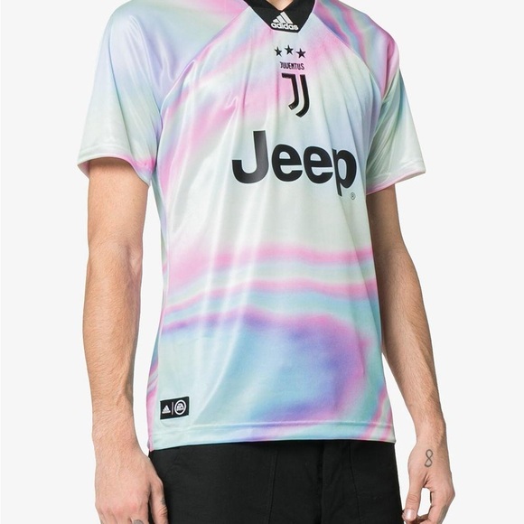 Juventus Limited Edition Adidas Jeep Jersey - Picture 2 of 4